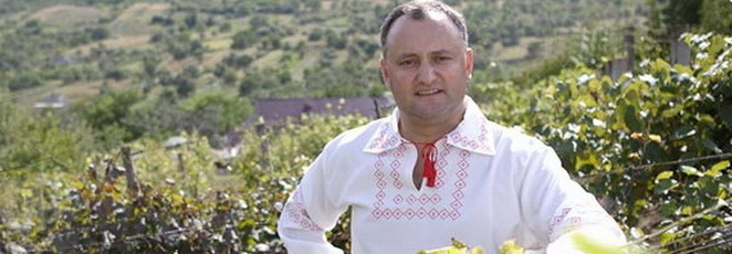 La Mulți Ani, domnule Igor Dodon!